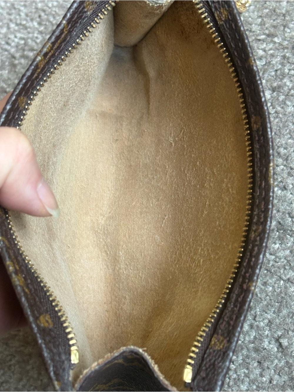 Auth LOUIS VUITTON Monogram Bucket PM Accessory Pouch - Picture 8 of 11